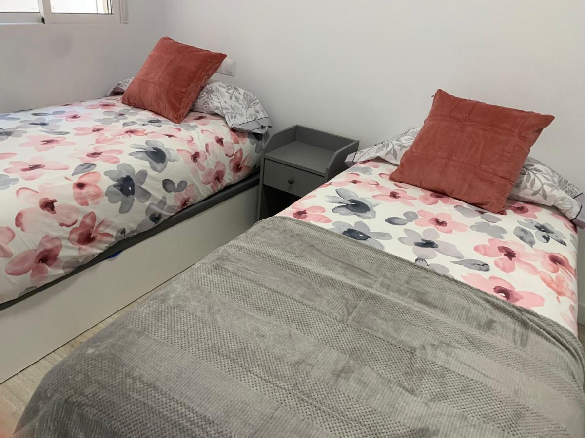 Apartamento—Centro Parking Gratis Grupos Малага Екстериор снимка