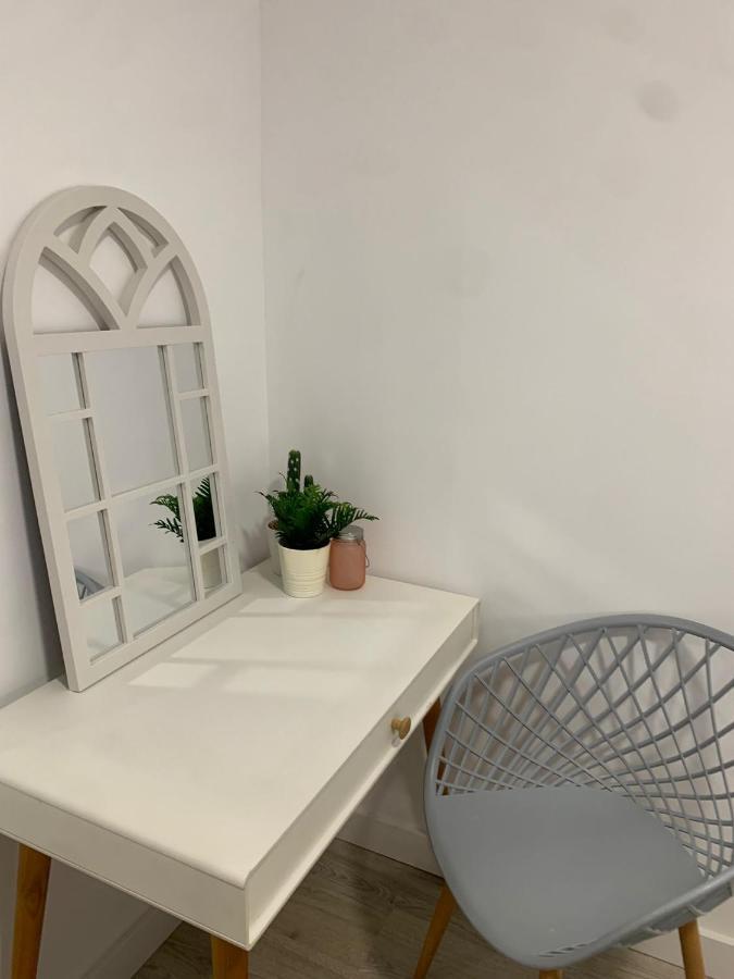 Apartamento—Centro Parking Gratis Grupos Малага Екстериор снимка