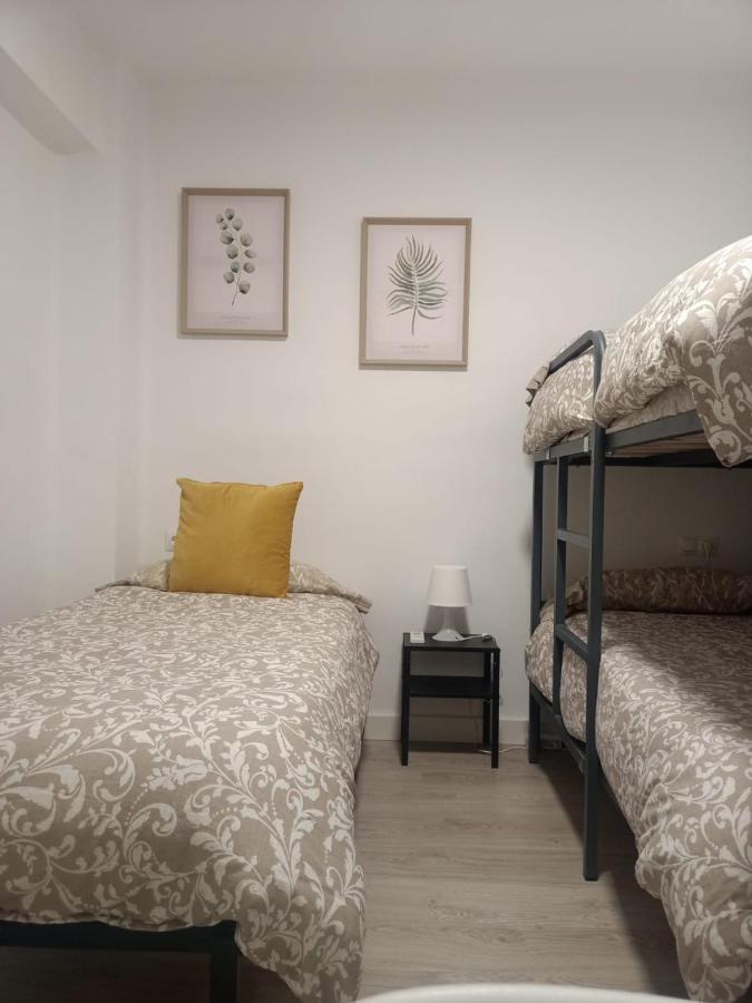 Apartamento—Centro Parking Gratis Grupos Малага Екстериор снимка