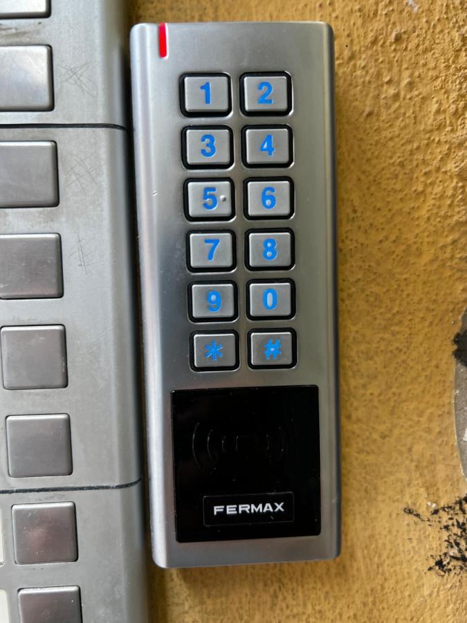 Apartamento—Centro Parking Gratis Grupos Малага Екстериор снимка